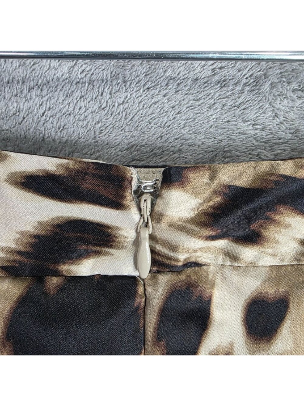 Womens Worthington Petite Animal Print Tiered Skirt 100% Polyester Size 6P - Picture 5 of 8